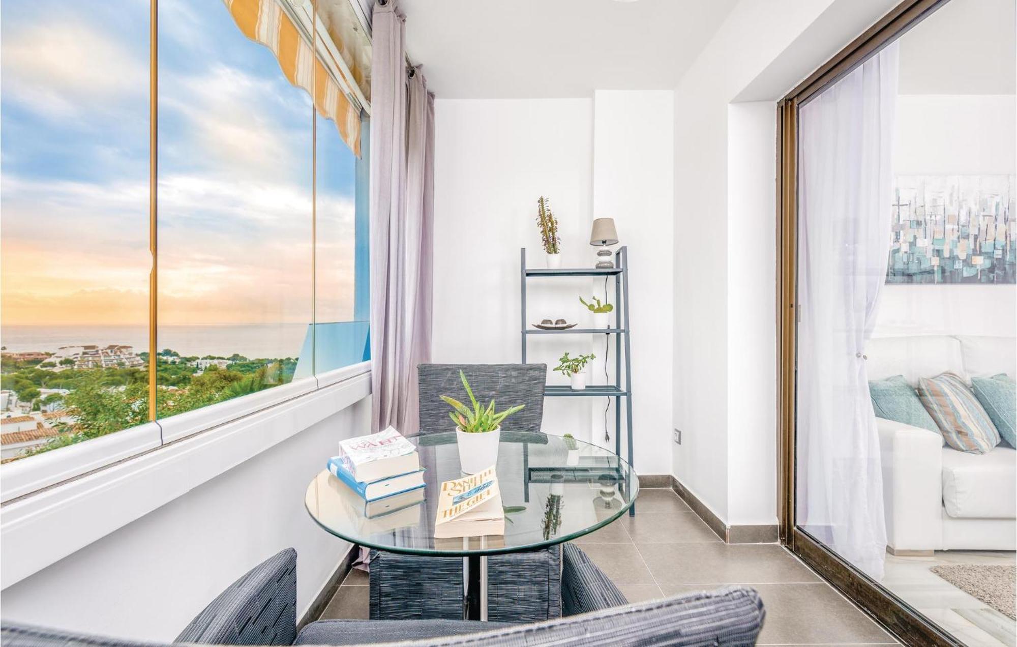 2 Bedroom Lovely Apartment In Mijas Costa Ситио-де-Калаонда Экстерьер фото